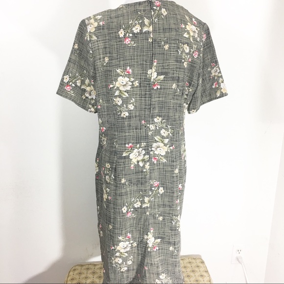 Debra Martin Flower Dress - Picture 5 of 8